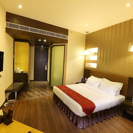 Five Elements Hotels Delhi- North Avenue Nové Dillí Exteriér fotografie