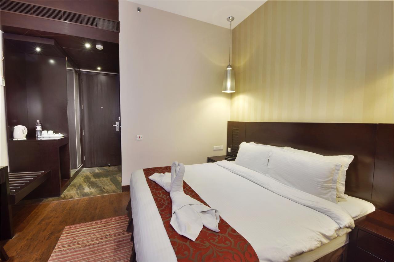 Five Elements Hotels Delhi- North Avenue Nové Dillí Exteriér fotografie
