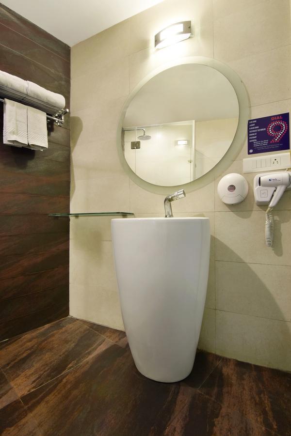 Five Elements Hotels Delhi- North Avenue Nové Dillí Exteriér fotografie