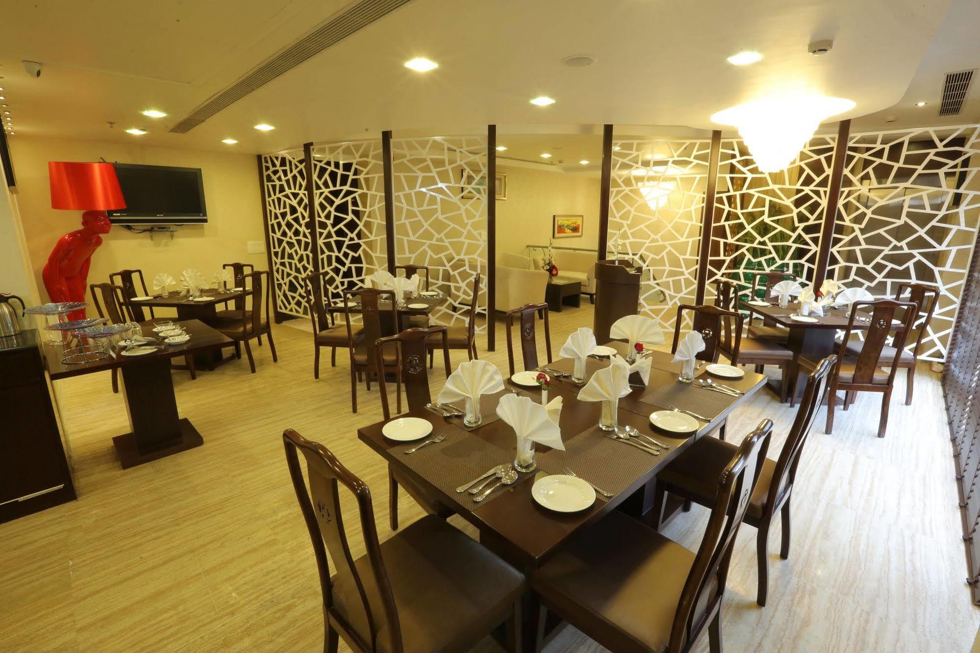 Five Elements Hotels Delhi- North Avenue Nové Dillí Exteriér fotografie