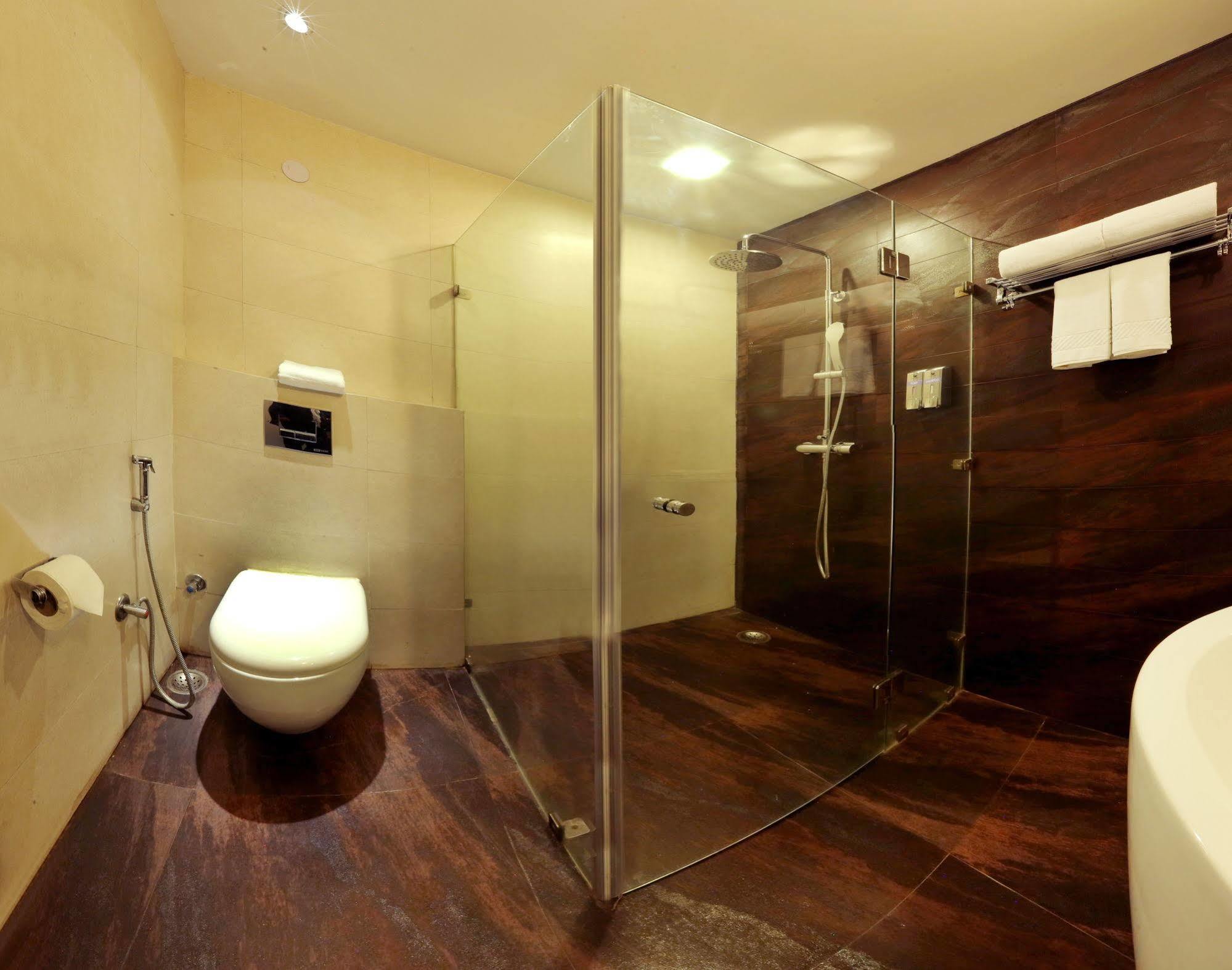 Five Elements Hotels Delhi- North Avenue Nové Dillí Exteriér fotografie