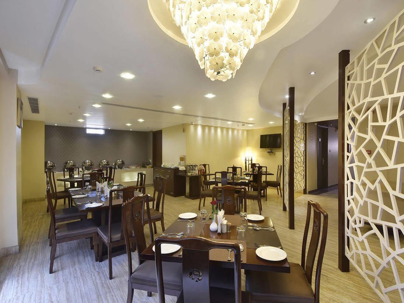 Five Elements Hotels Delhi- North Avenue Nové Dillí Exteriér fotografie
